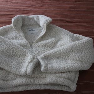 Hollister Crop Top Furry Sweatshirt